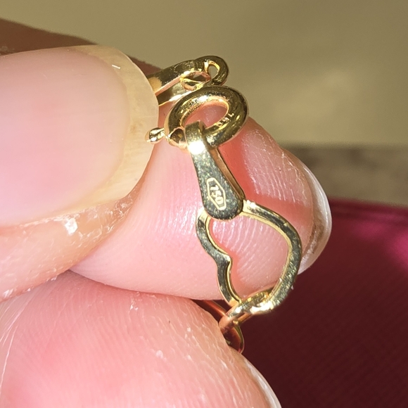18K Solid Gold Heart Link Necklace - Picture 4 of 4